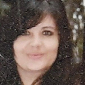 Meet your Posher, Suzanne